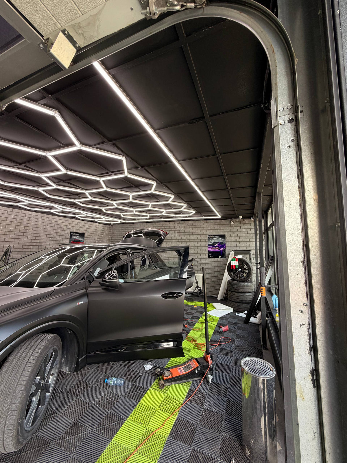 SPRZEDAŻ | Gotowy obiekt motoryzacyjny | Detailing + myjnia + wulkanizacja | Warszawa / Raszyn