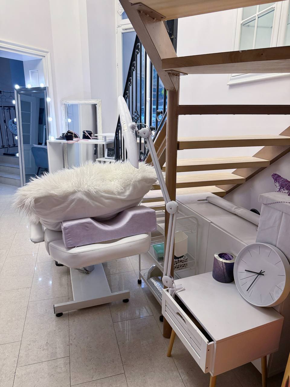 SPRZEDAŻ | Gotowy salon beauty | 55 m² | Warszawa Centrum | Chmielna